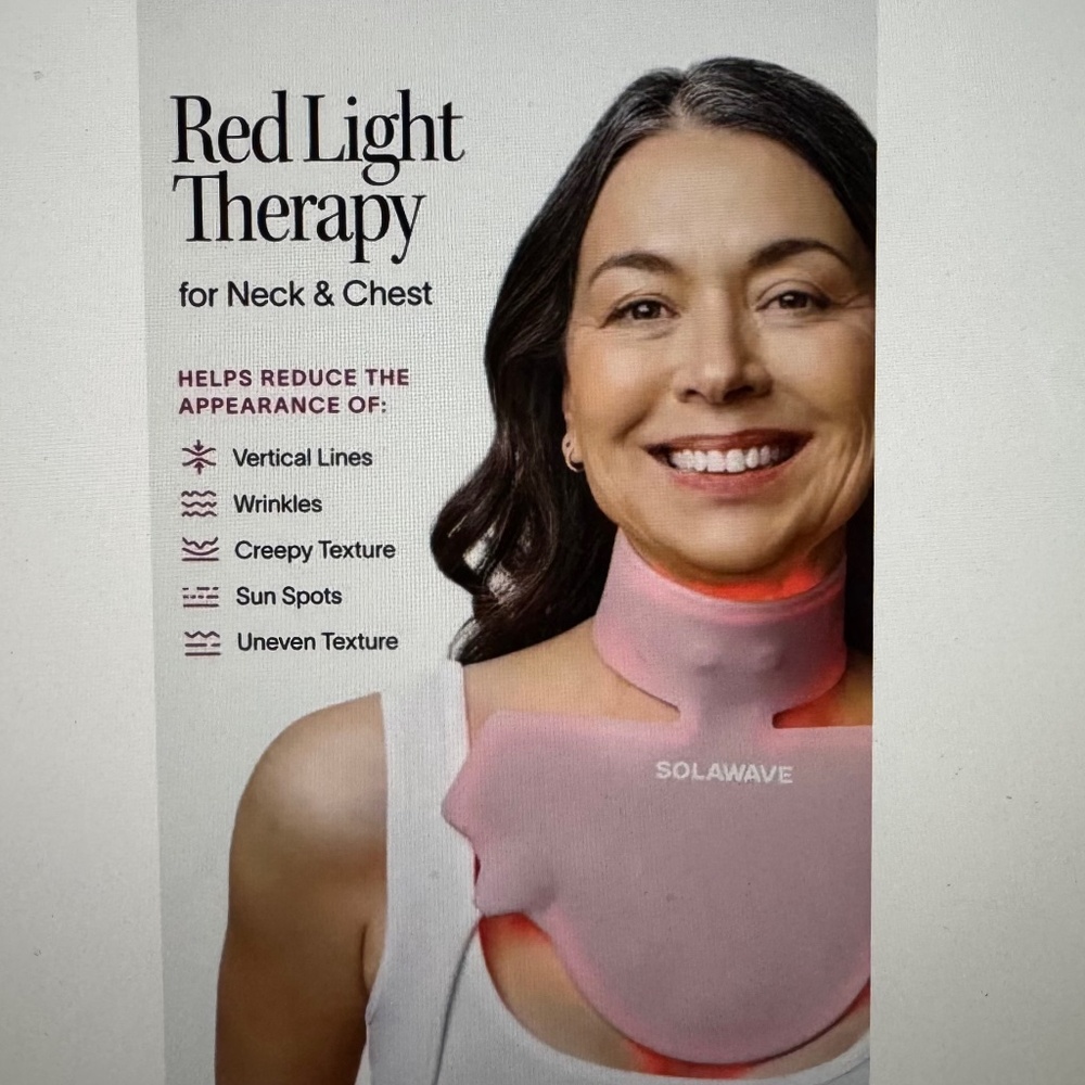 Solawave Neck & Chest Rejuvenating Red Light Therapy Mask - Picture 6 of 9